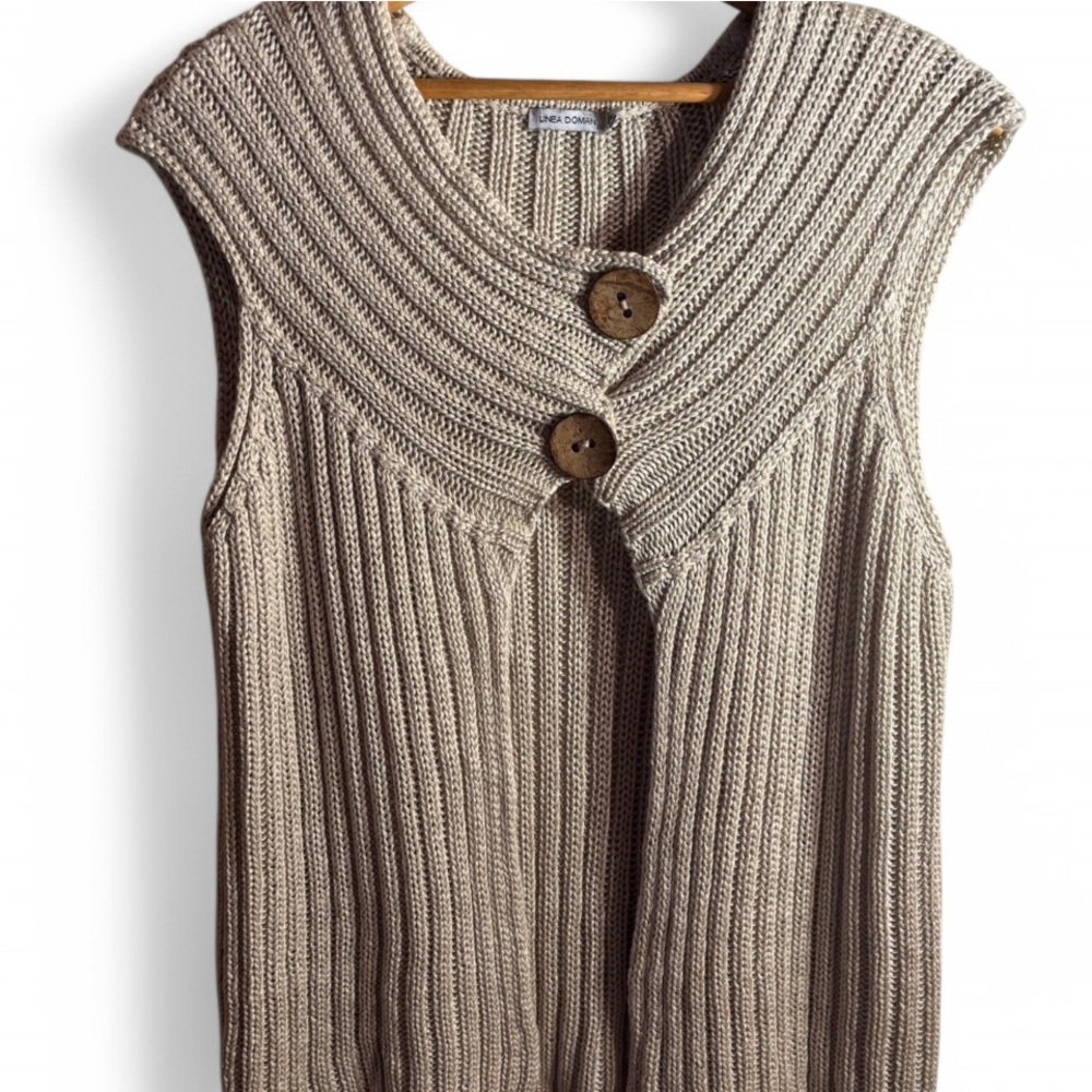 Women's Tan Sweater Vest